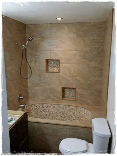 ovális épített kád