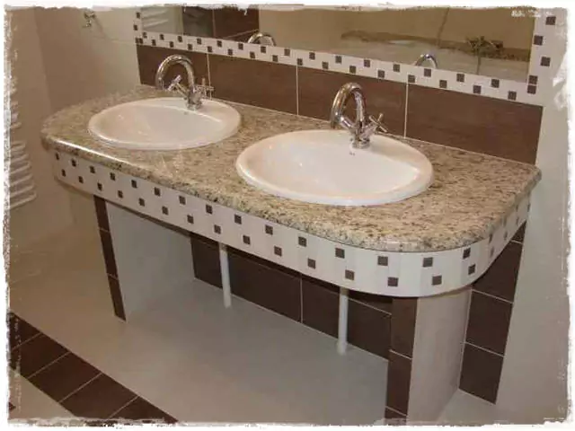 két állásos épített mosdó