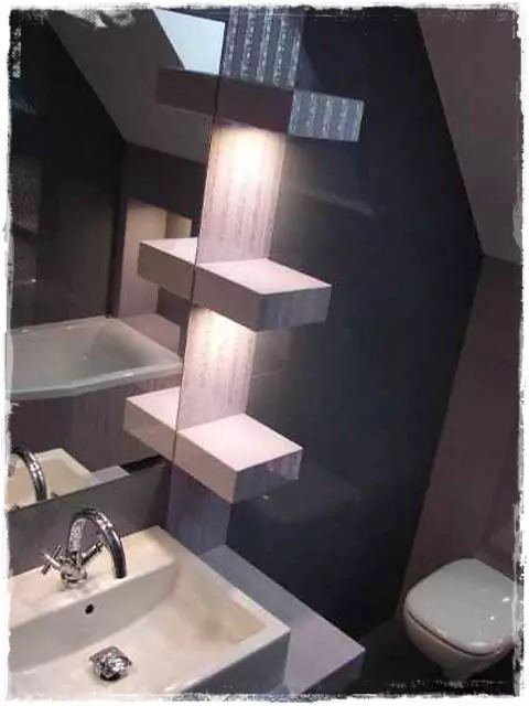 mosdó melletti polc